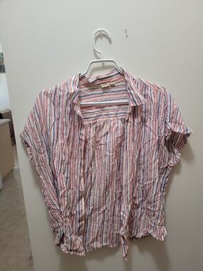 GAP Red, Blue and White Striped Short Sleeve Top